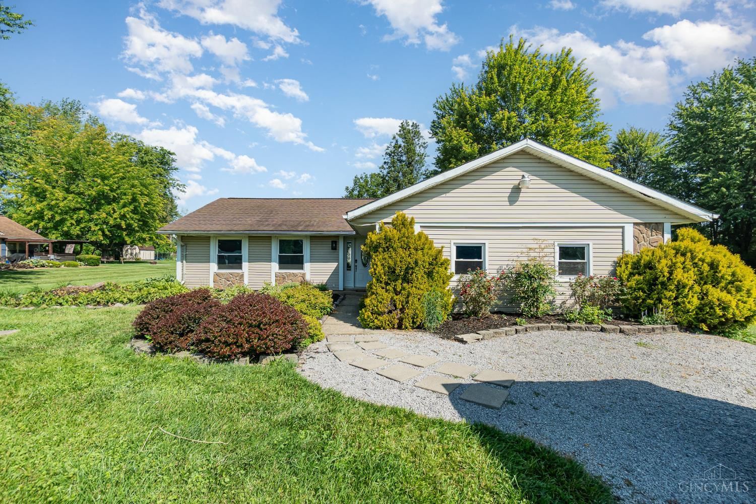 6583 Paxton Guinea Road, Miami Twp, OH 45140