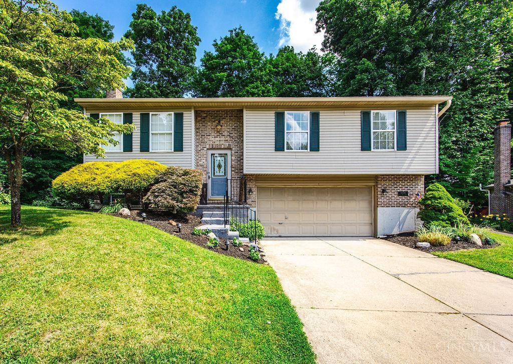 8798 Beckys Ridge Drive, Colerain Twp, OH 45251