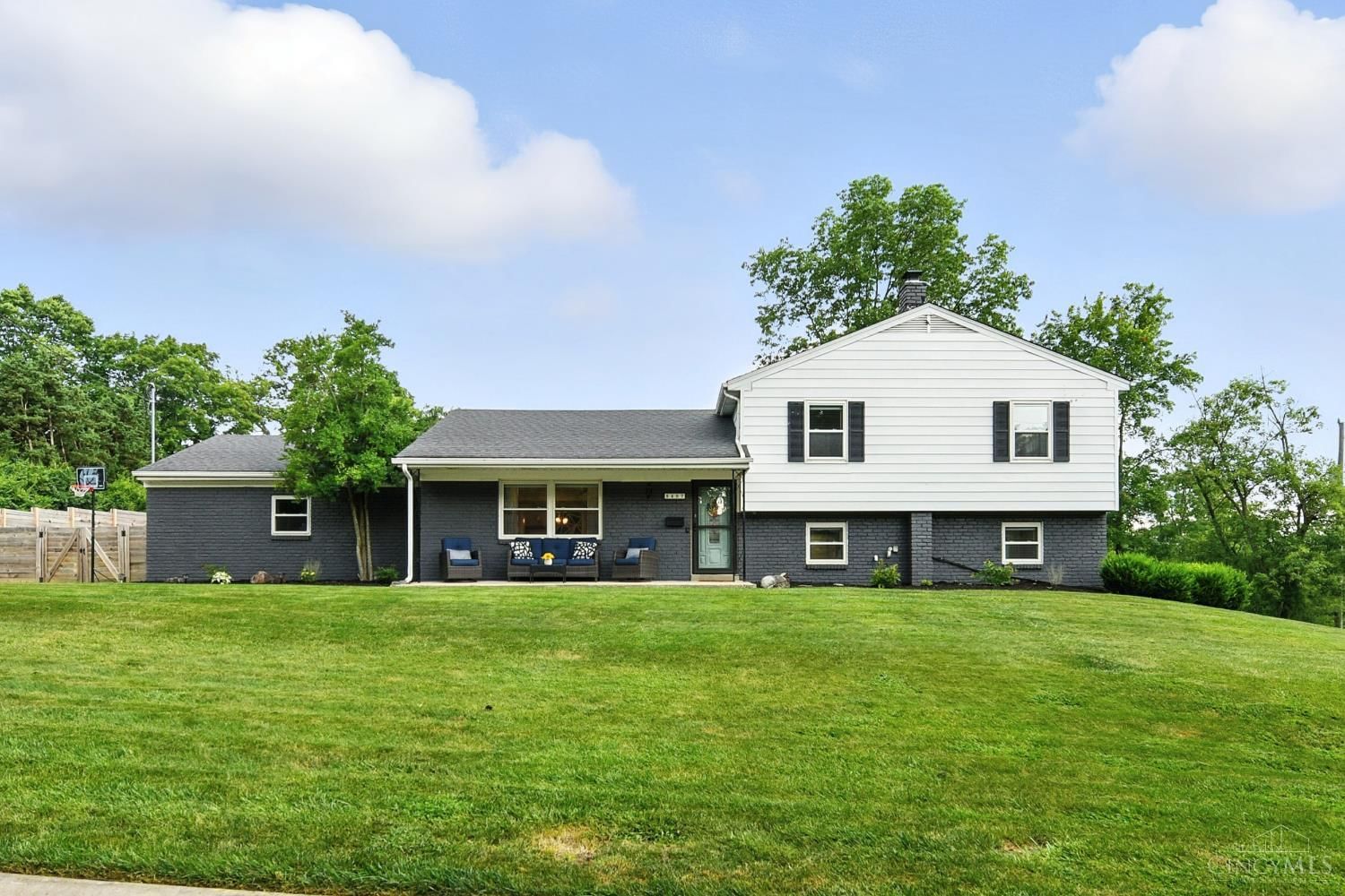 8497 Highton Court, Sycamore Twp, OH 45236
