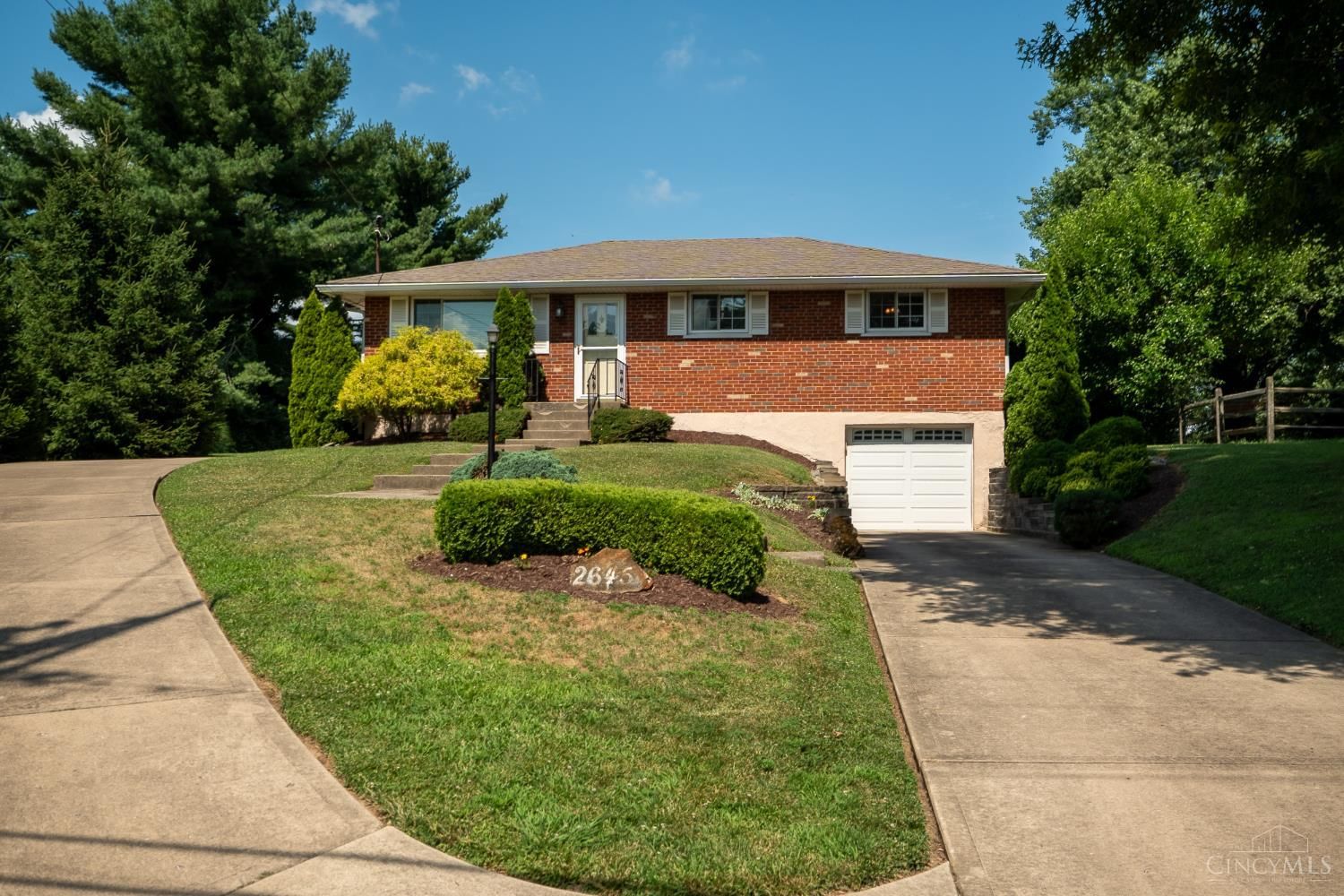 2645 Devils Backbone Road, Green Twp, OH 45233