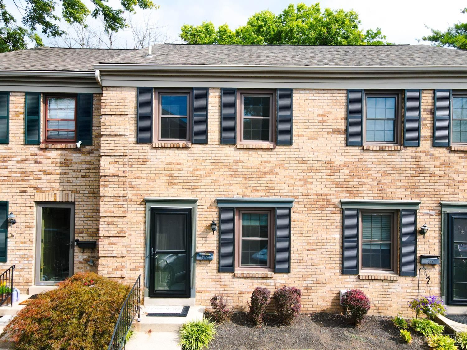 9767 Bunker Hill Lane, Montgomery, OH 45242