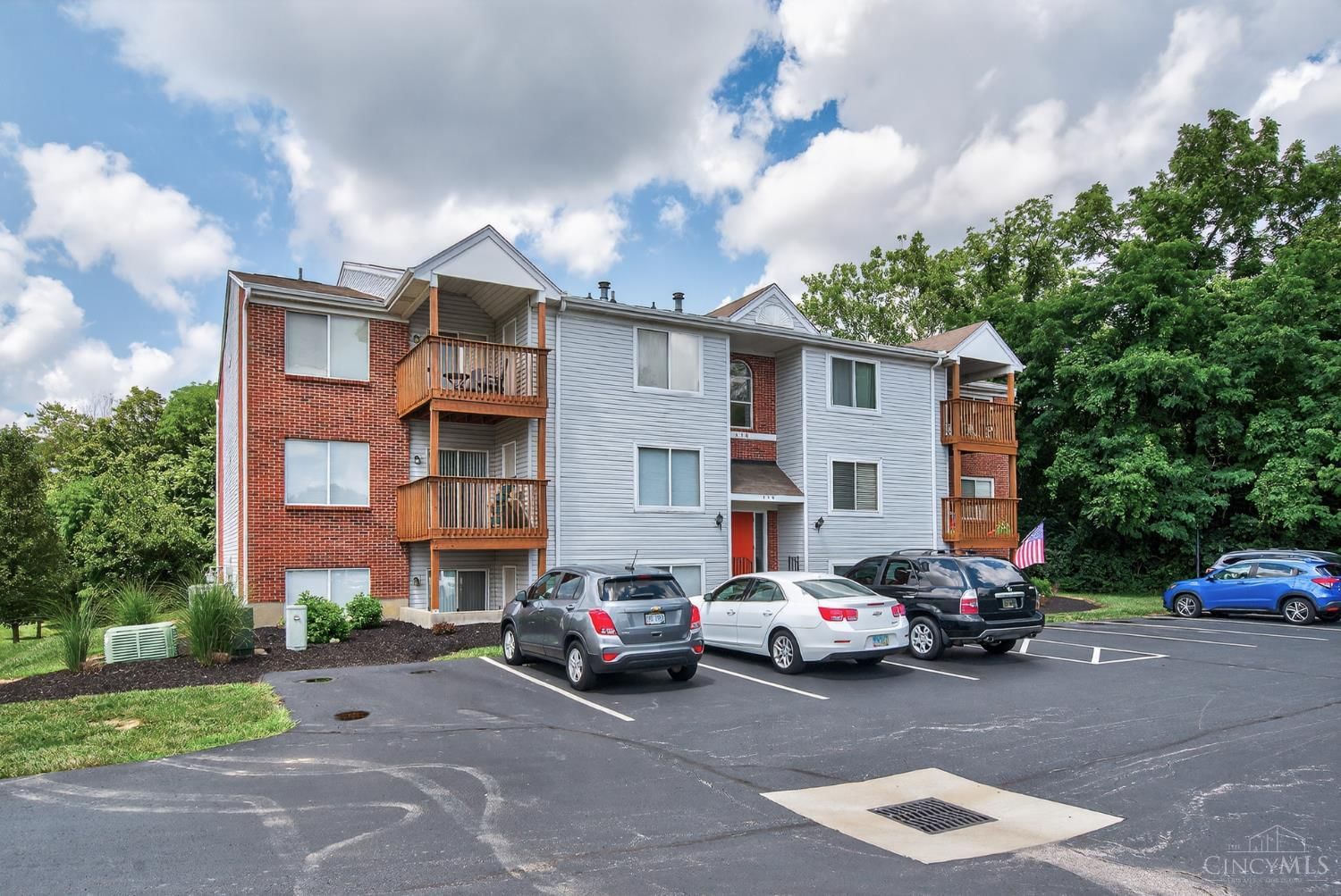 Photo of 530 Aspen Glen Drive