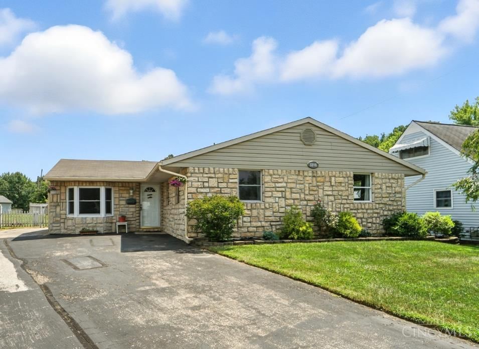 3316 Suwanee Court, Newtown, OH 45244