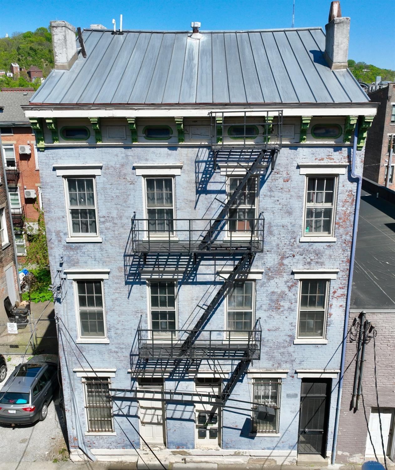 1826 Logan Street, Cincinnati, OH 45202