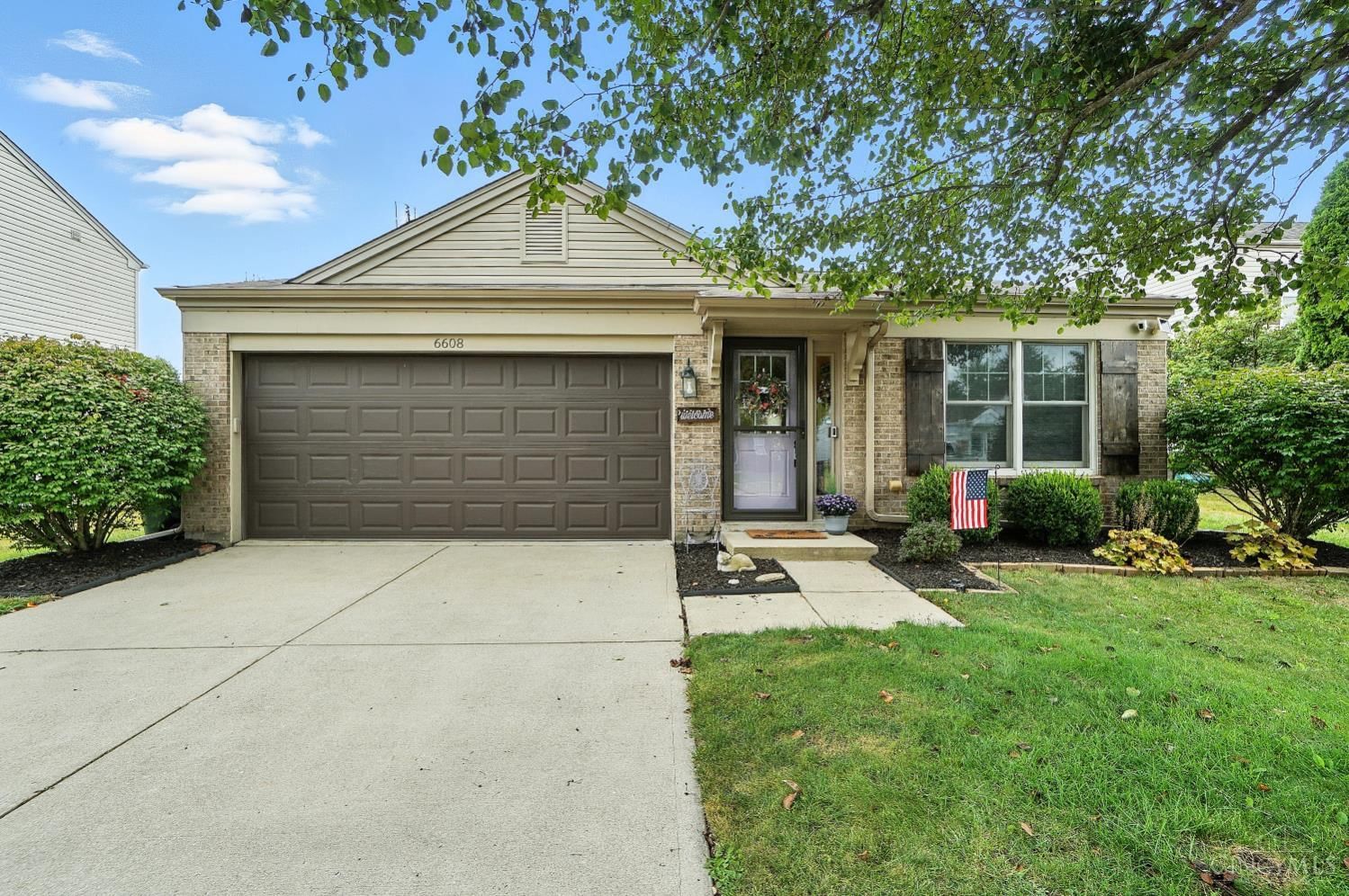 6608 Brampton Abbey, Hamilton Twp, OH 45152
