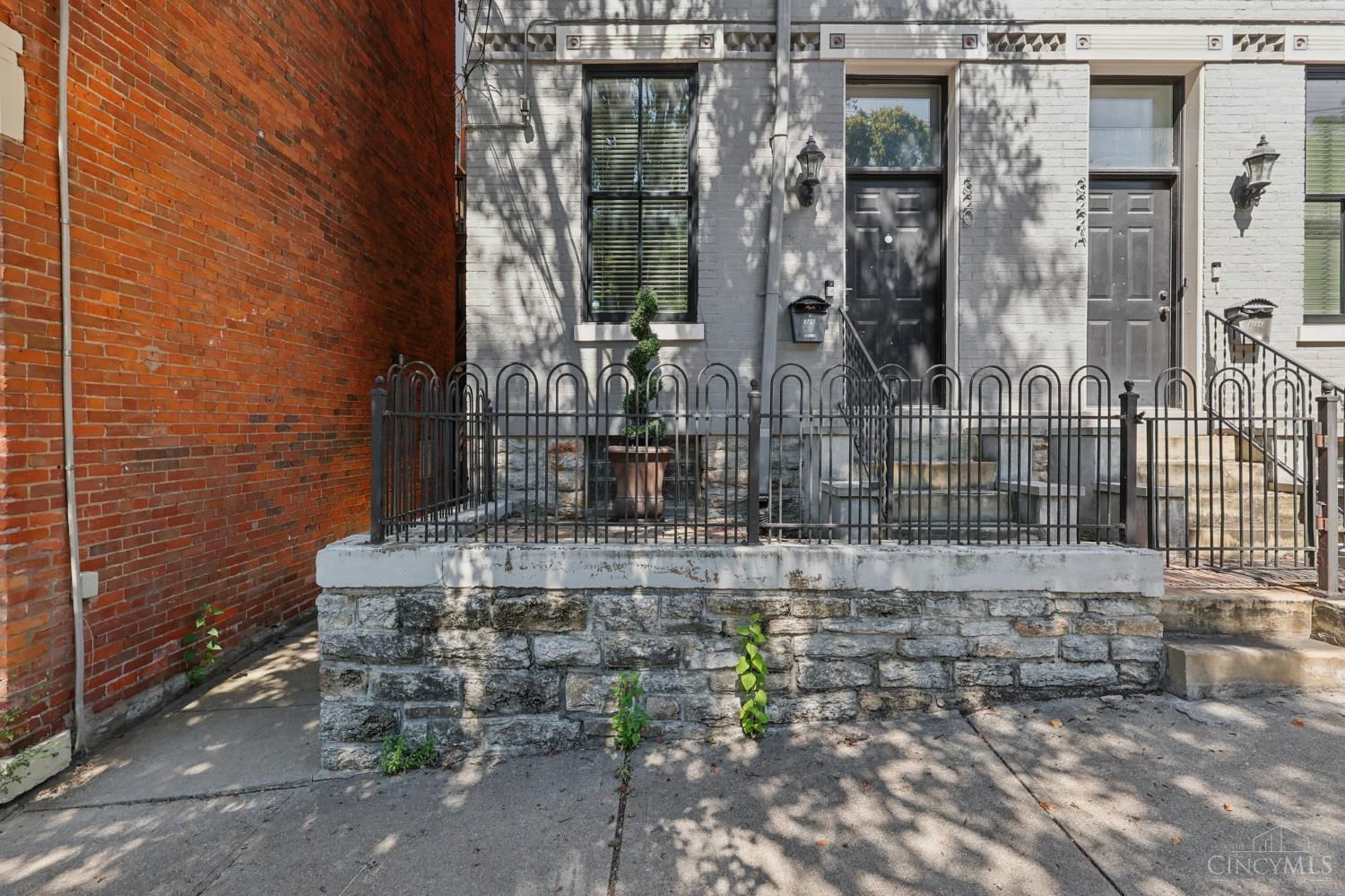320 Mulberry Street, Cincinnati, OH 45202