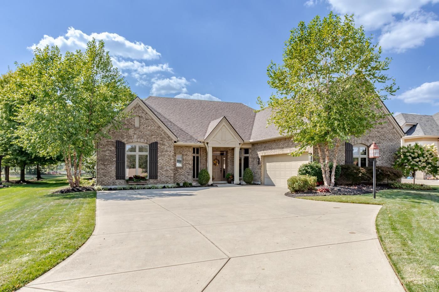 Photo of 1384 Courtyard Place