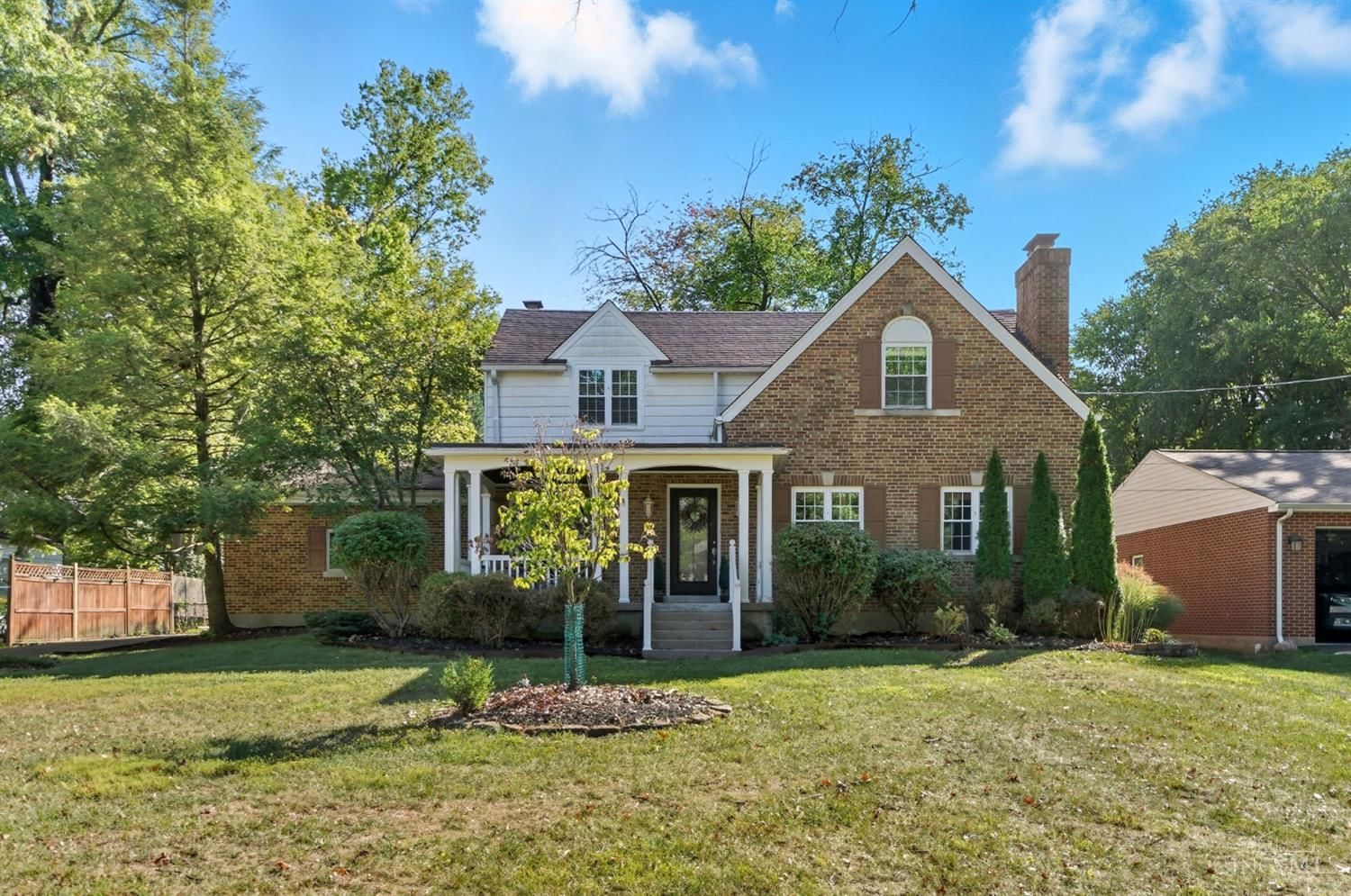 5475 Myerdale Drive, Blue Ash, OH 45242