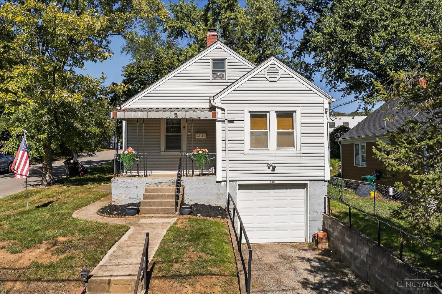 6414 Erie Avenue, Cincinnati, OH 45227