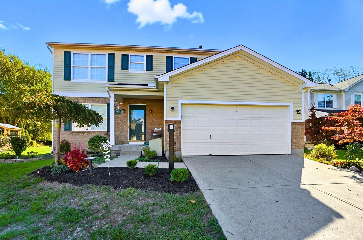 6328 Maple Grove Grv, Hamilton Twp, OH 45152