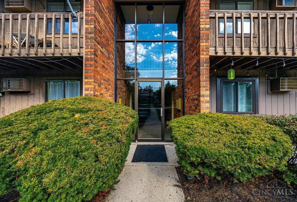 Photo of 3690 Mack Road