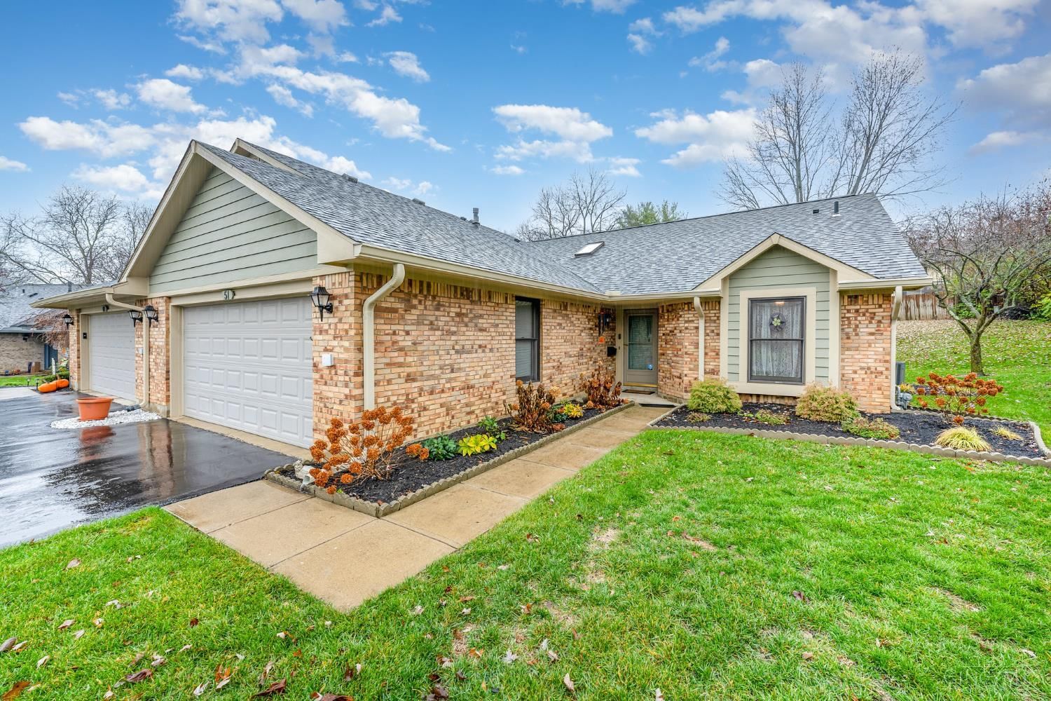 51 Pheasant Run Circle, Springboro, OH 45066