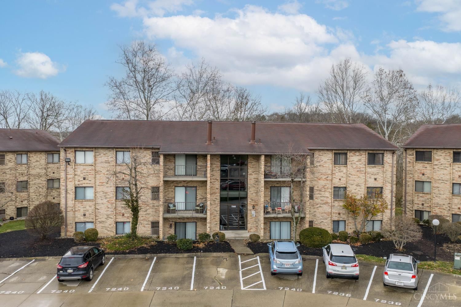 7240 Creekview Drive, Colerain Twp, OH 45247