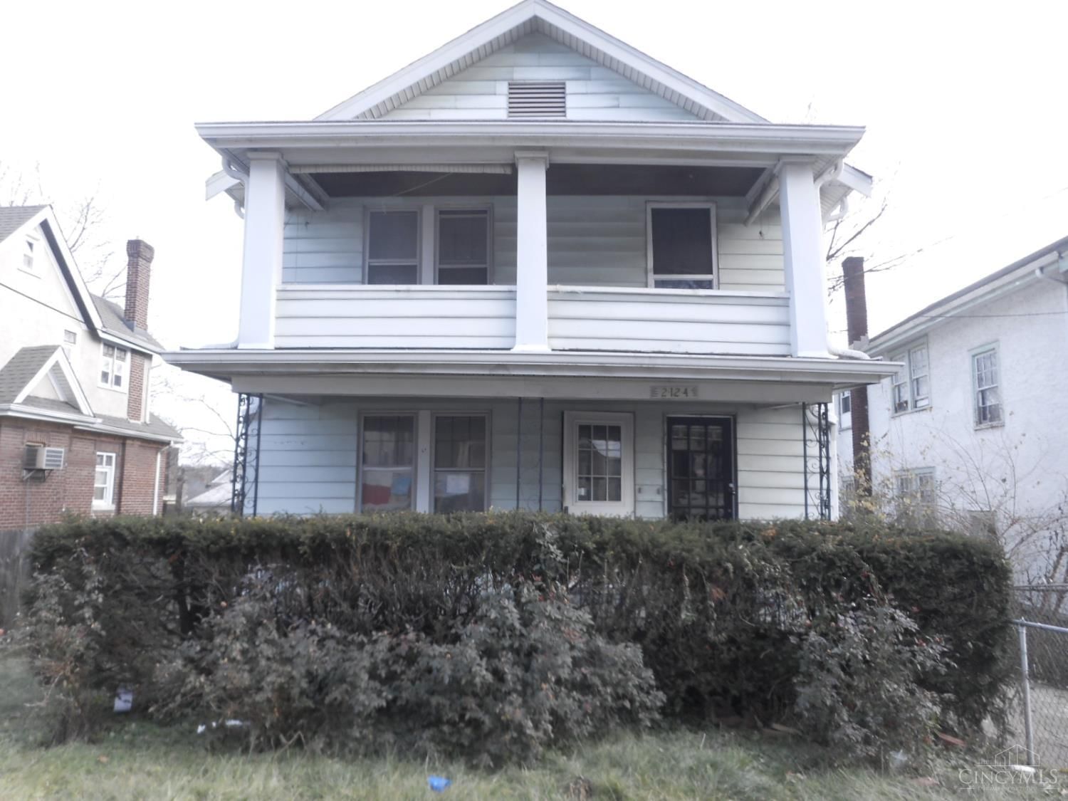 2124 Highland Avenue, Cincinnati, OH 45219
