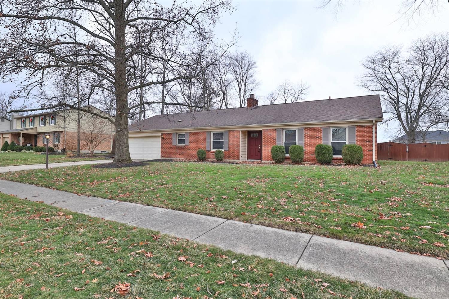 9743 Rose Arbor Drive, Centerville, OH 45458