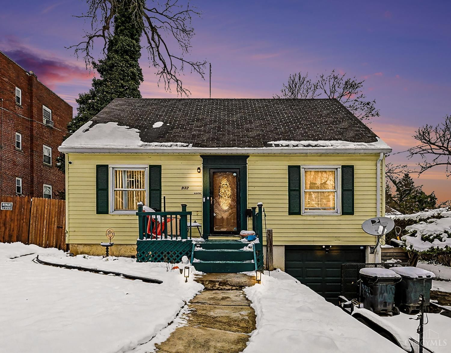 Photo of 932 Lexington Avenue