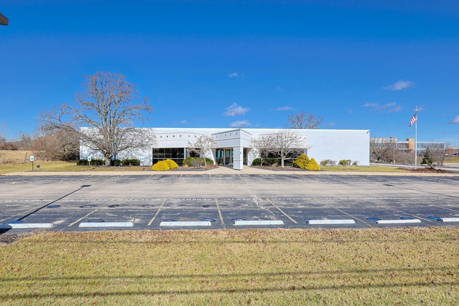 Photo of 6951 Cintas Boulevard