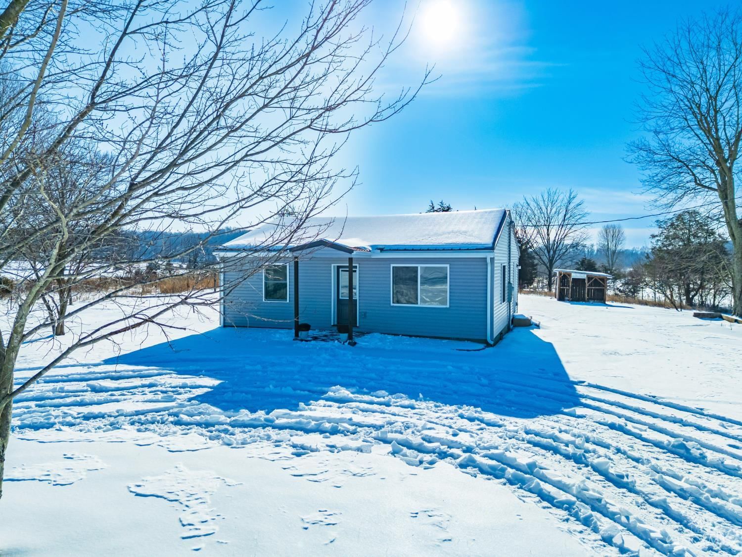 2090 Dutch Thomas Road, Peebles, OH 45660