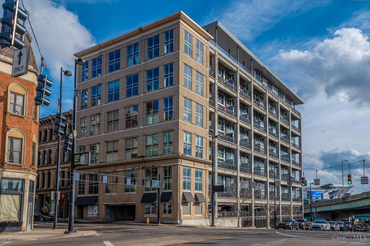 353 Fourth Street, Cincinnati, OH 45202