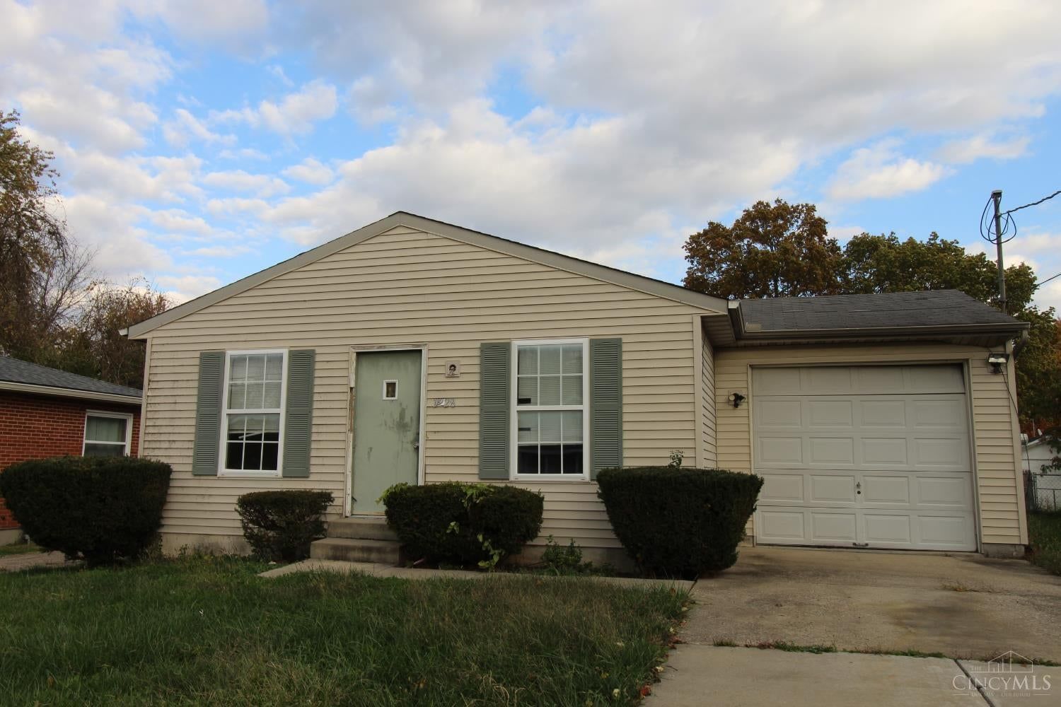 11928 Second Avenue, Sycamore Twp, OH 45249