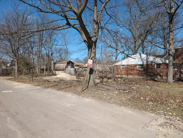 3976 Myron Avenue, Trotwood, OH 45416