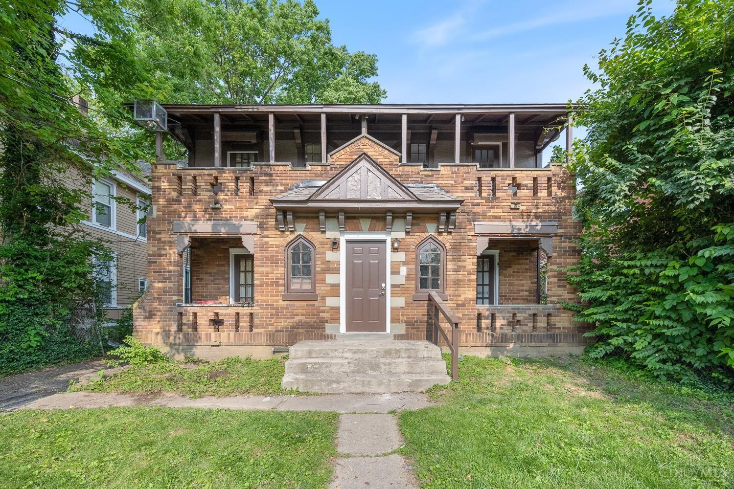 6423 Kennedy Avenue, Cincinnati, OH 45213