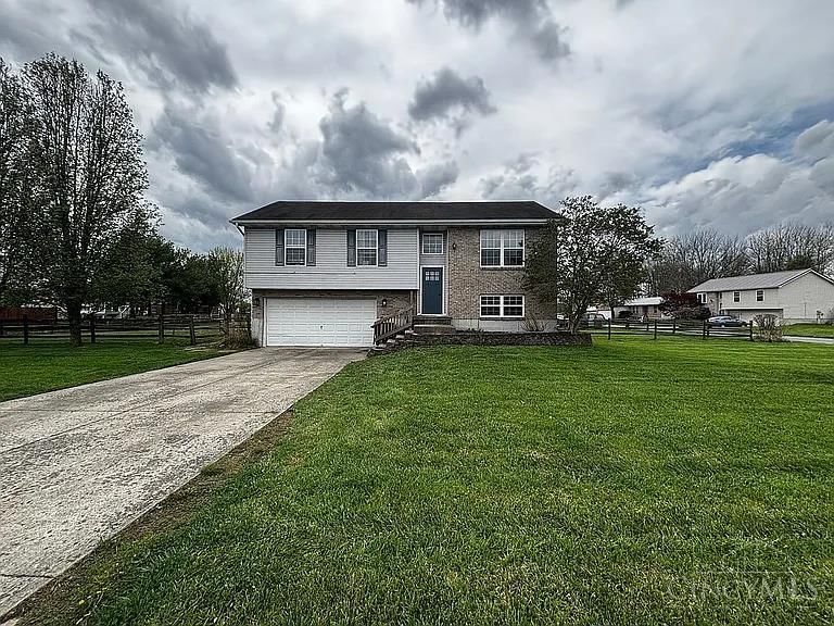 210 Robin Avenue, Green Twp, OH 45154