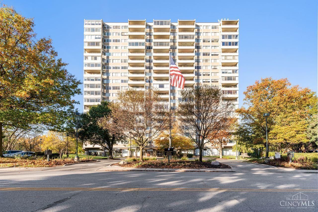 2324 Madison Road, Cincinnati, OH 45208
