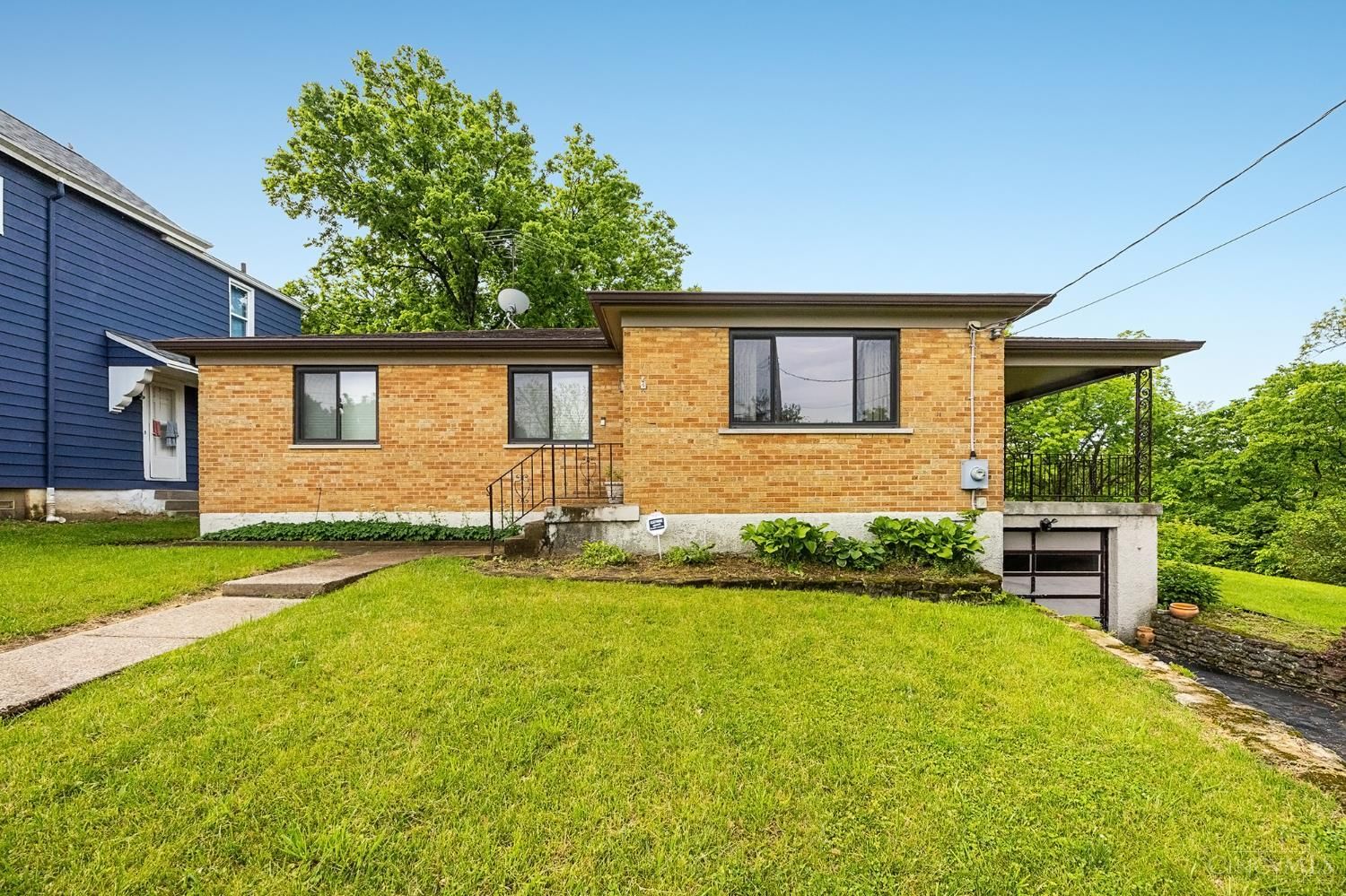 4137 Heyward Street, Cincinnati, OH 45205