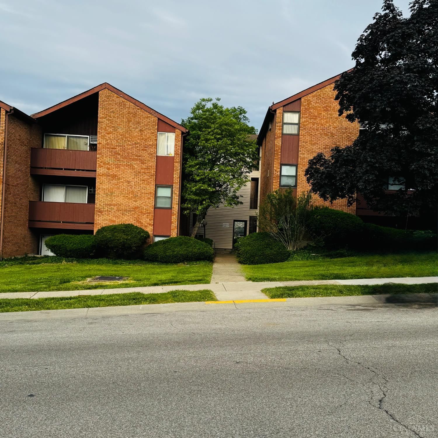 4904 Chalet Drive, St Bernard, OH 45217