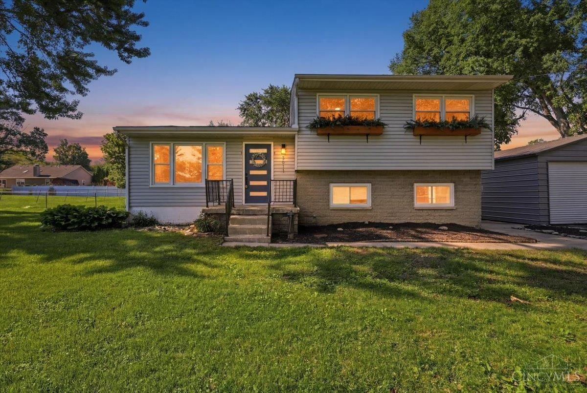 6611 Hendrickson Road, Middletown, OH 45044