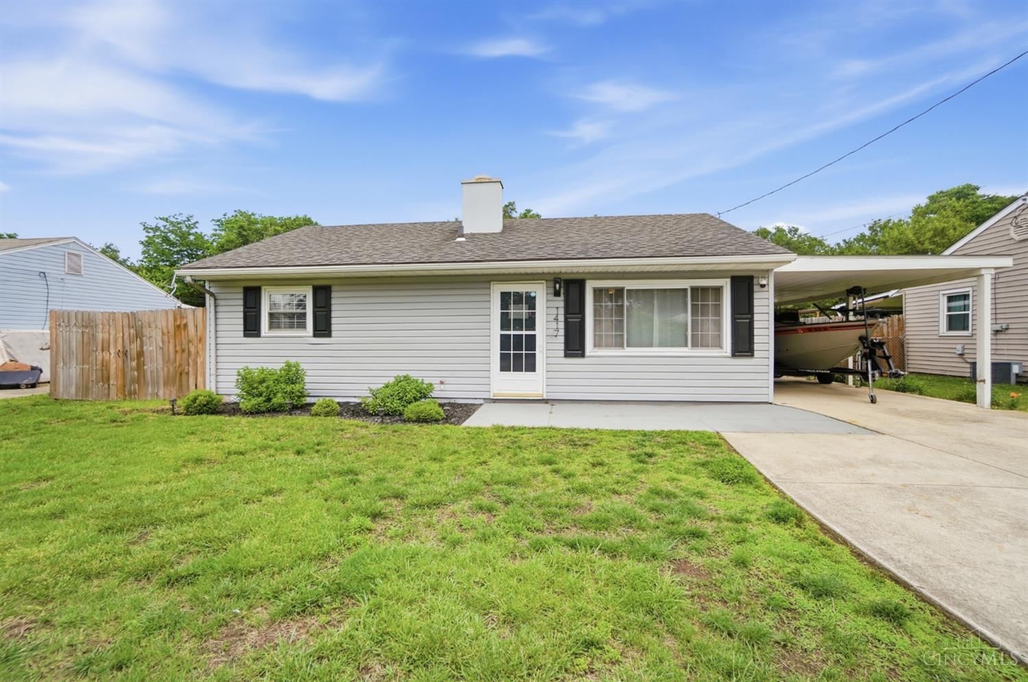 1417 Pershing Avenue, Middletown, OH 45044