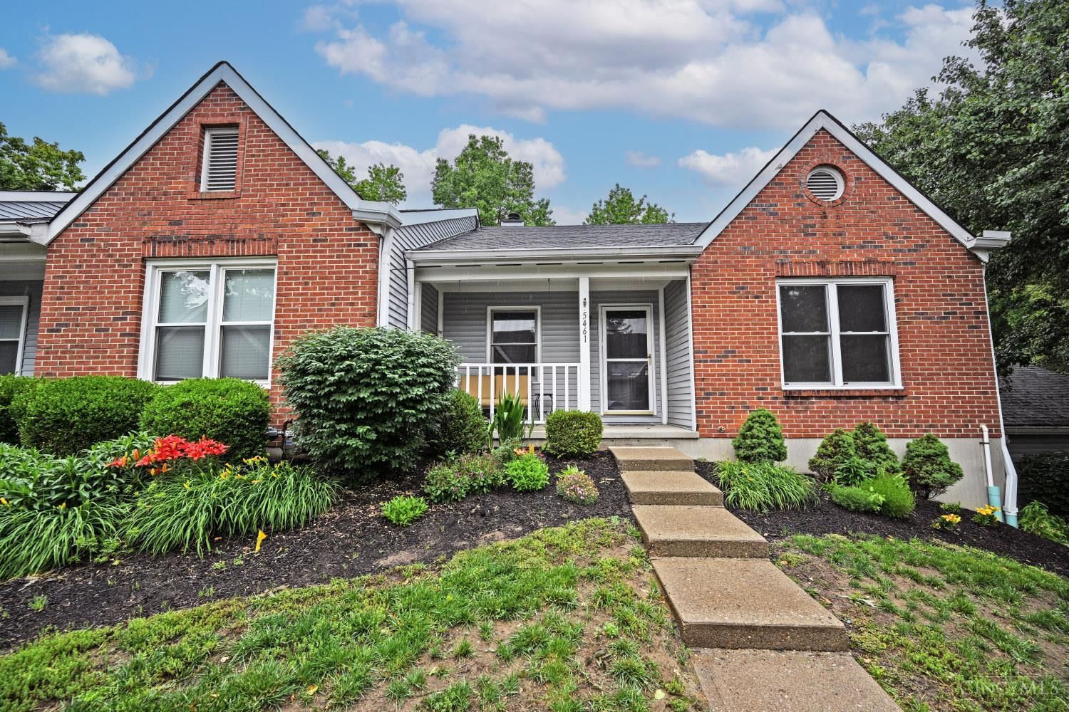 5461 Hanover Circle, Cincinnati, OH 45230