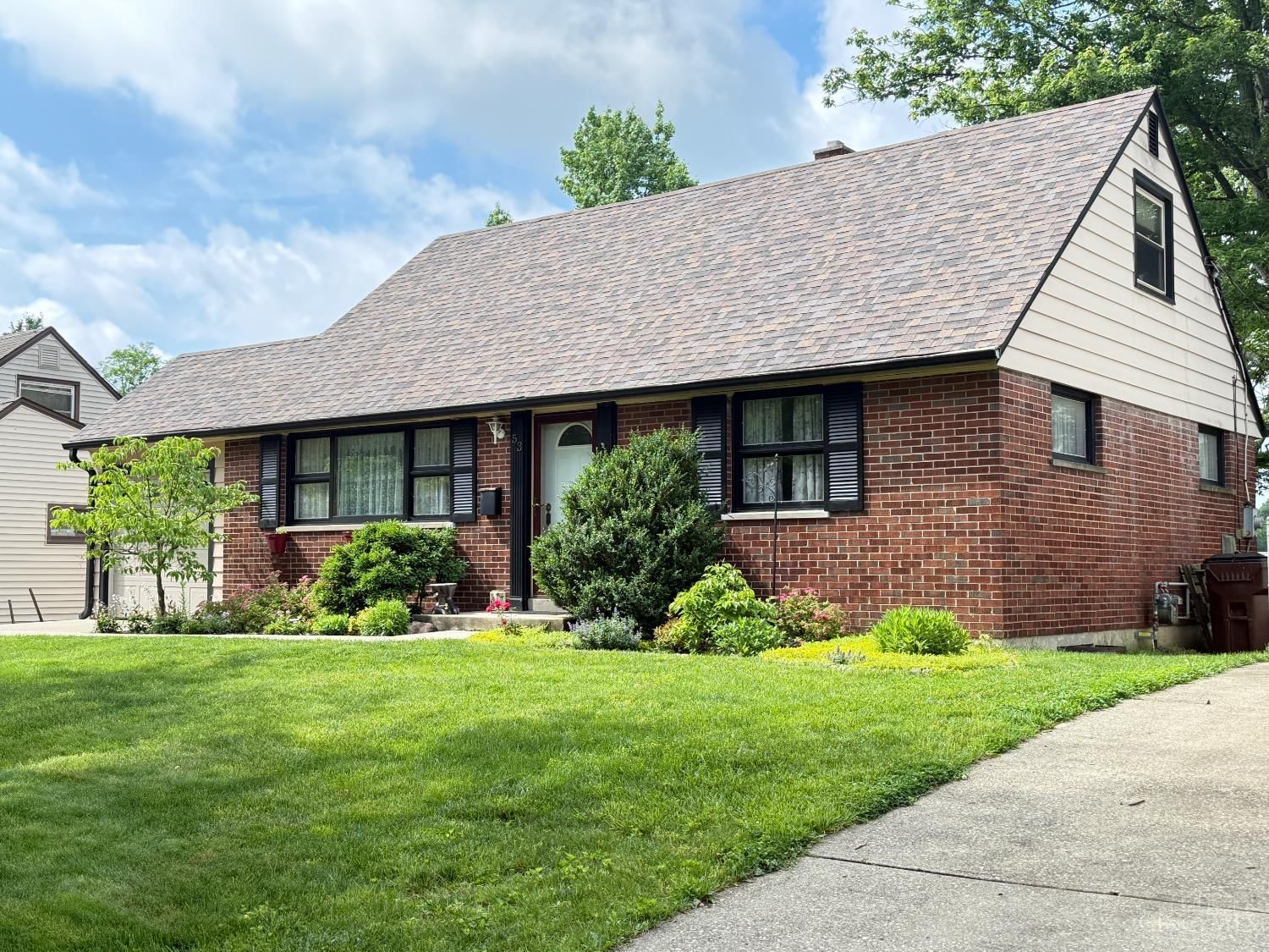 53 Hadley Road, Greenhills, OH 45218
