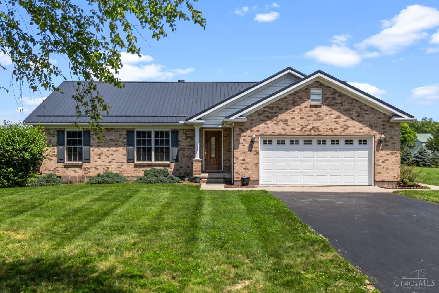 Photo of 144 Fox Run Drive