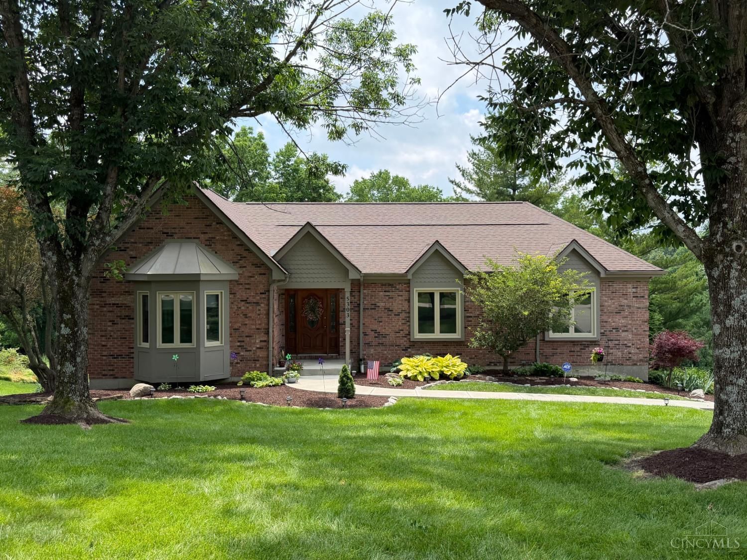 5303 Laurelridge Lane, Green Twp, OH 45247
