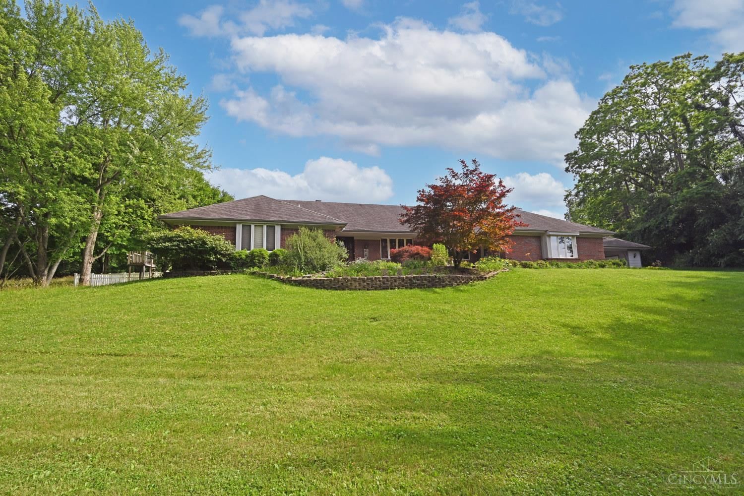560 Louise Drive, Xenia, OH 45385