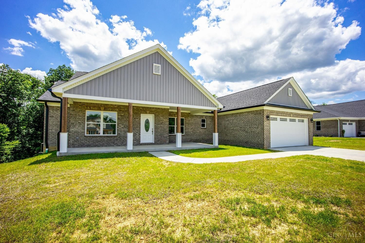 Photo of 8353 Alice Way