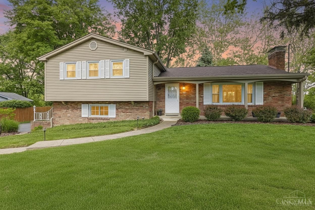 10631 Cinderella Drive, Montgomery, OH 45242