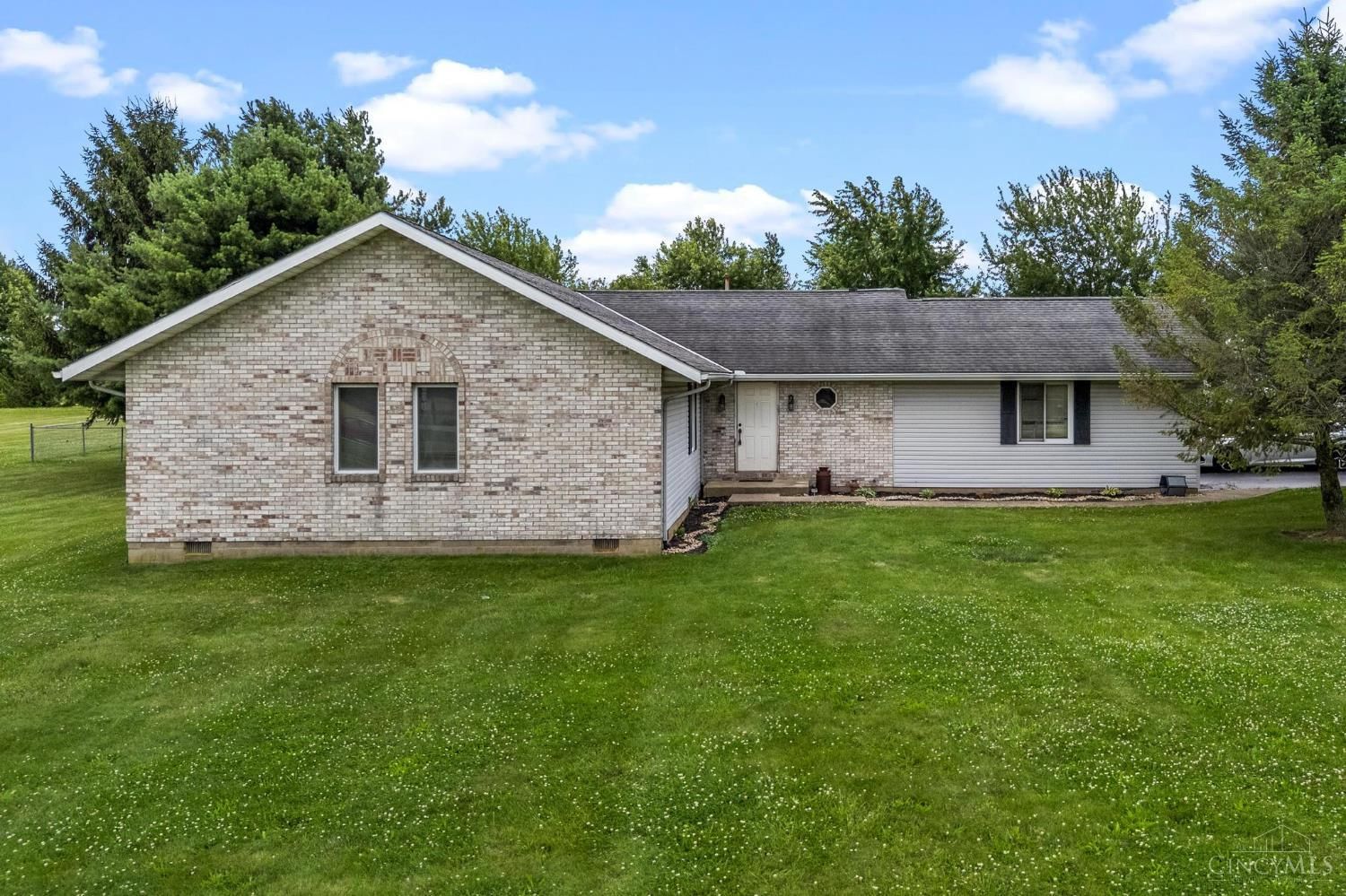 31 St Rt 72, Richland Twp, OH 45169