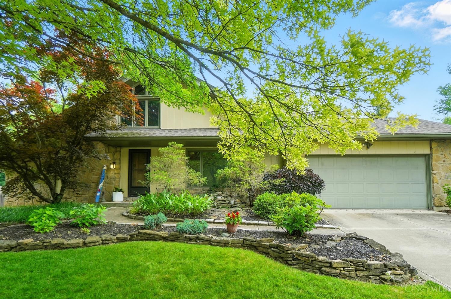 Photo of 736 Evangeline Road