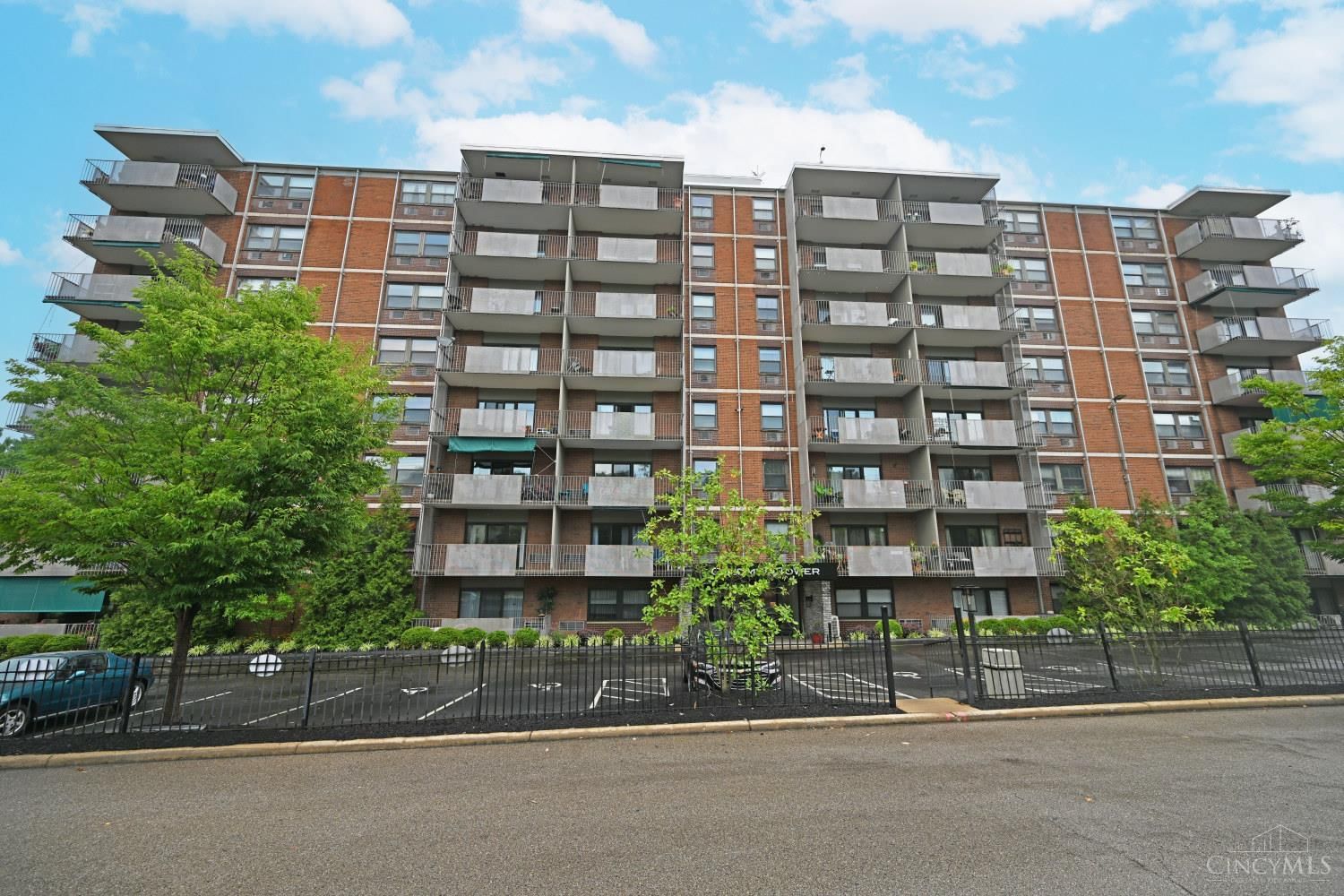 1815 Wm H Taft Road, Cincinnati, OH 45206