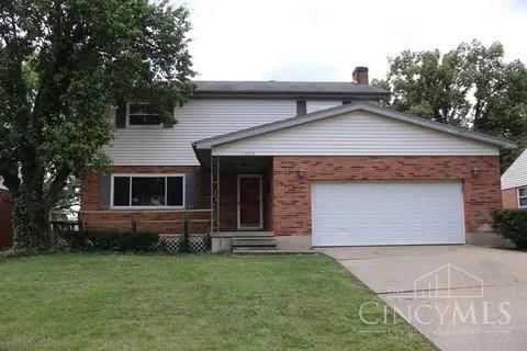 11066 Donora Lane, Forest Park, OH 45240