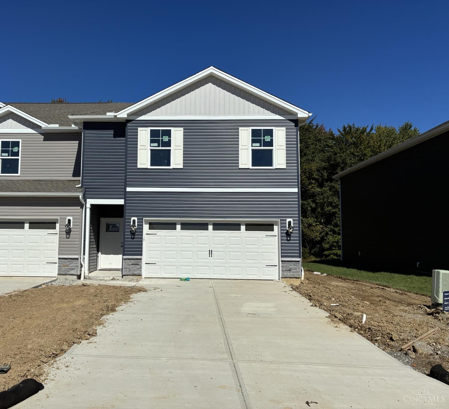 Photo of 1842 Vista Lake Drive