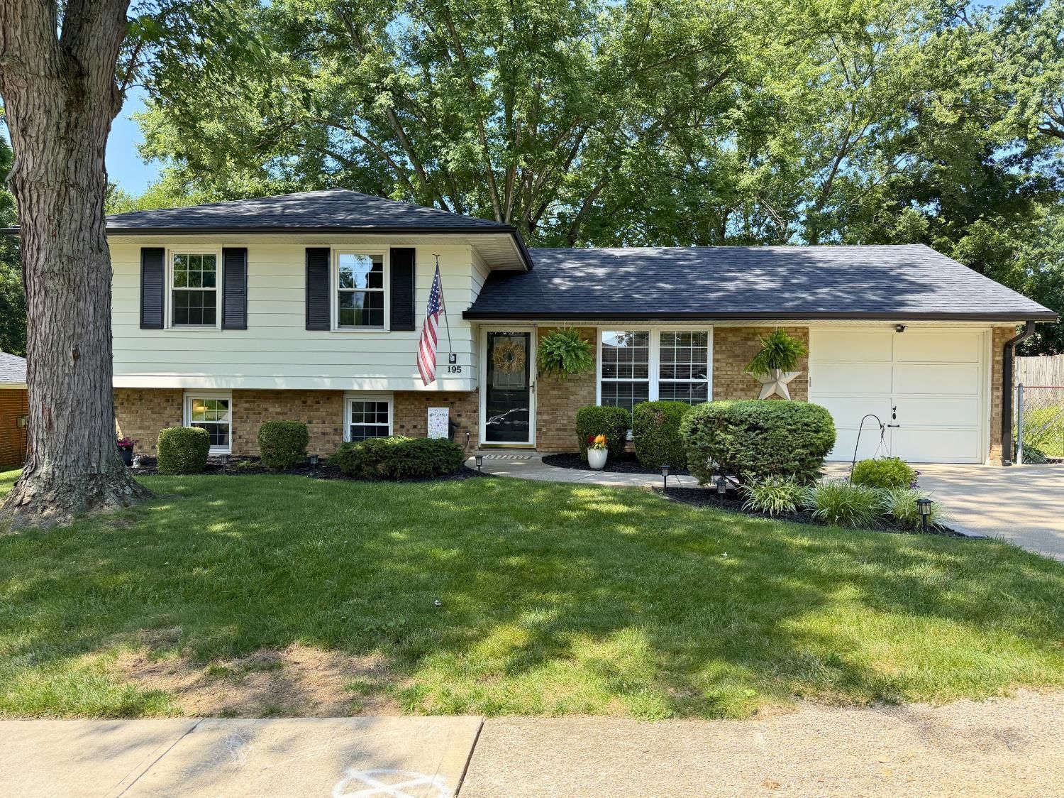195 Teakwood Lane, Springboro, OH 45066
