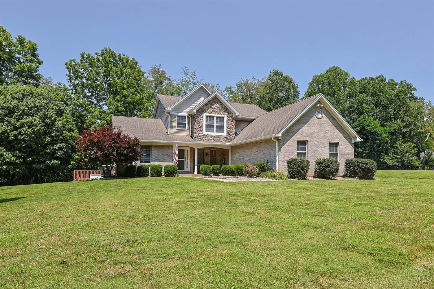 Photo of 886 Grays Lane
