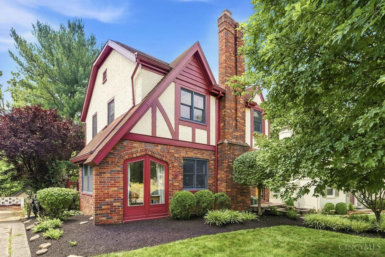 1326 Herlin Place, Cincinnati, OH 45208