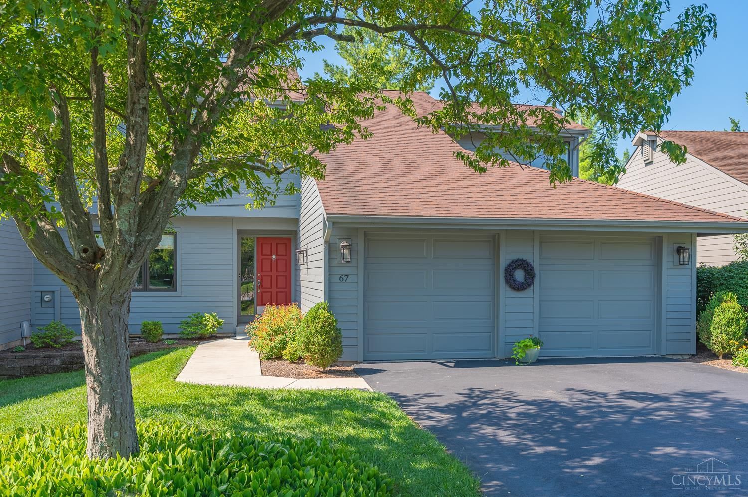 67 Carpenters Ridge Rdg, Blue Ash, OH 45241