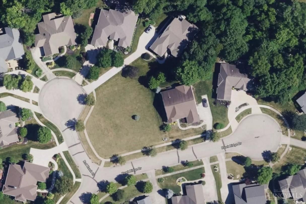 Red Hawk Court, Hamilton Twp, OH 45039