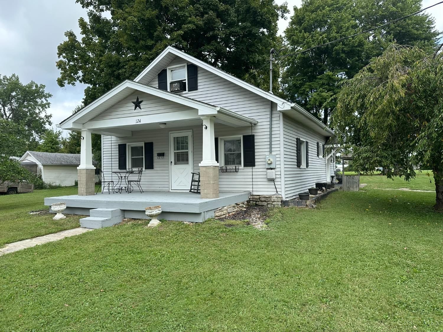 124 Clark Street, Bethel, OH 45106